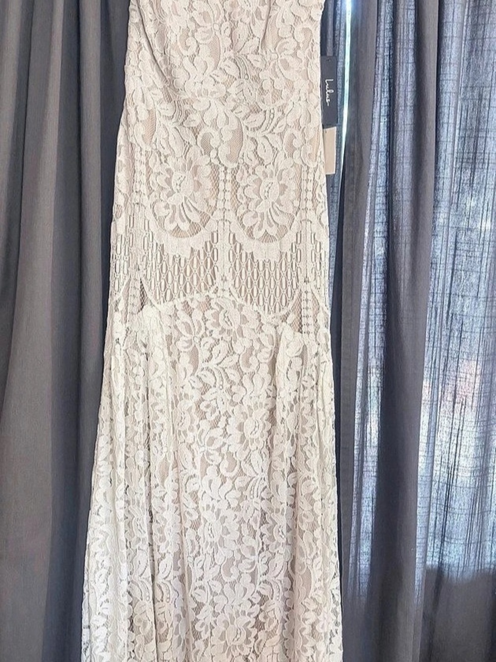 Lulus Ivory Lace Formal or Bridal Dress